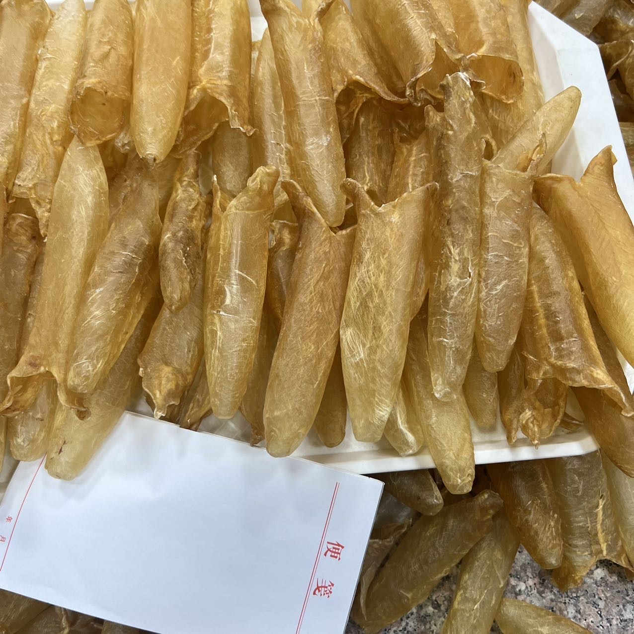 大量60头纯淡干黄花胶筒 /