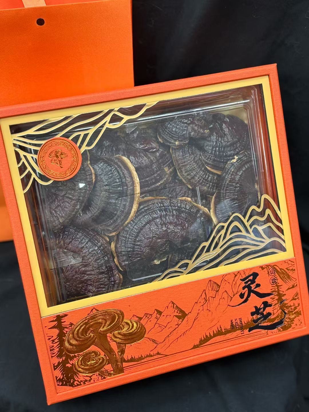 今天货源 大量灵芝礼盒 /