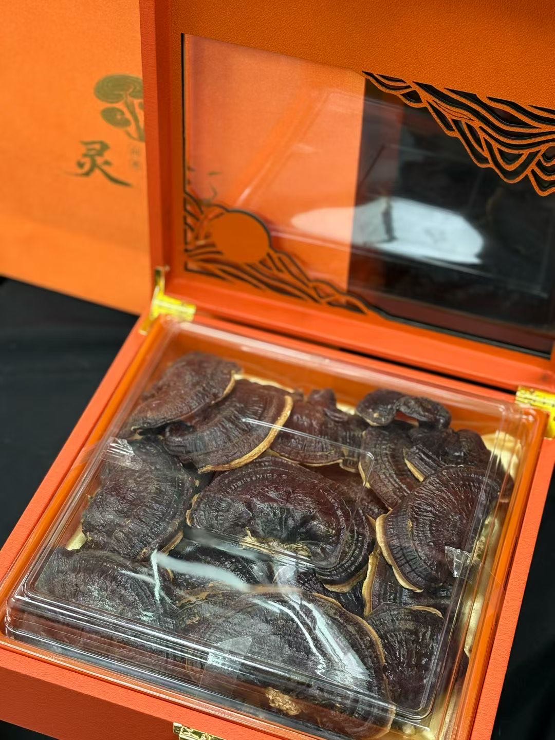 今天货源 大量灵芝礼盒 /